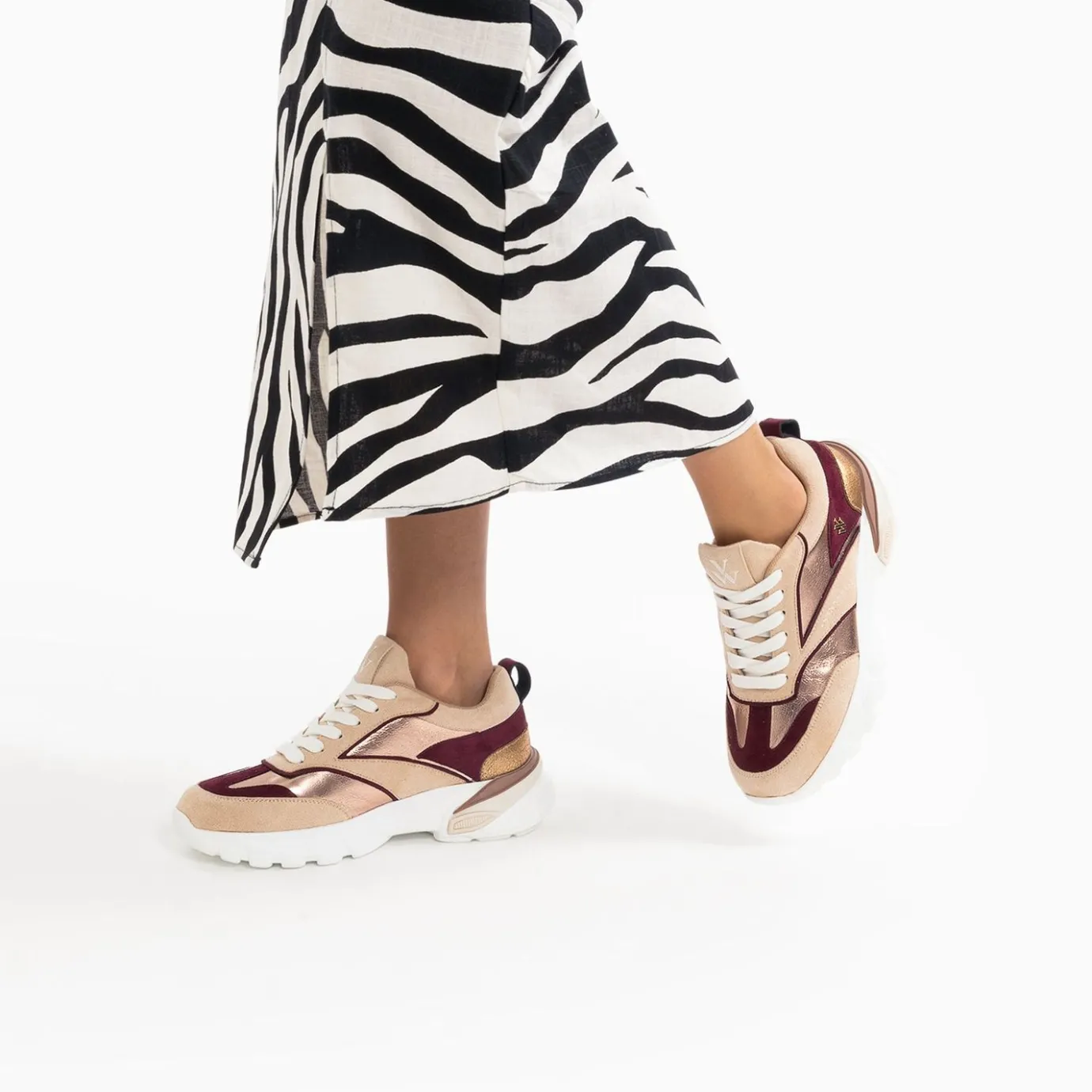 Vanessa Wu Sneakers | Baskets Agnes Beige Et Prune A Semelle Oversize