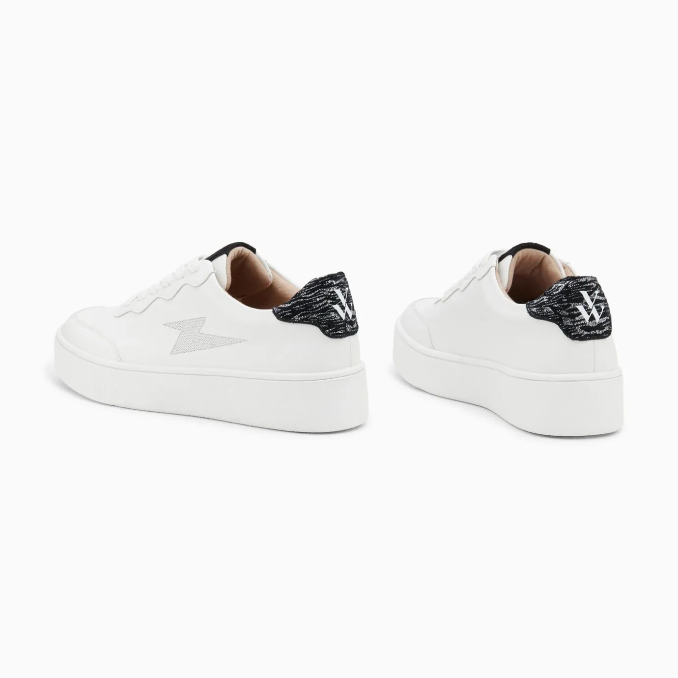 Vanessa Wu Sneakers | Baskets Eclair Carolane Blanc Et Noir Imprime Zebre A Lacets