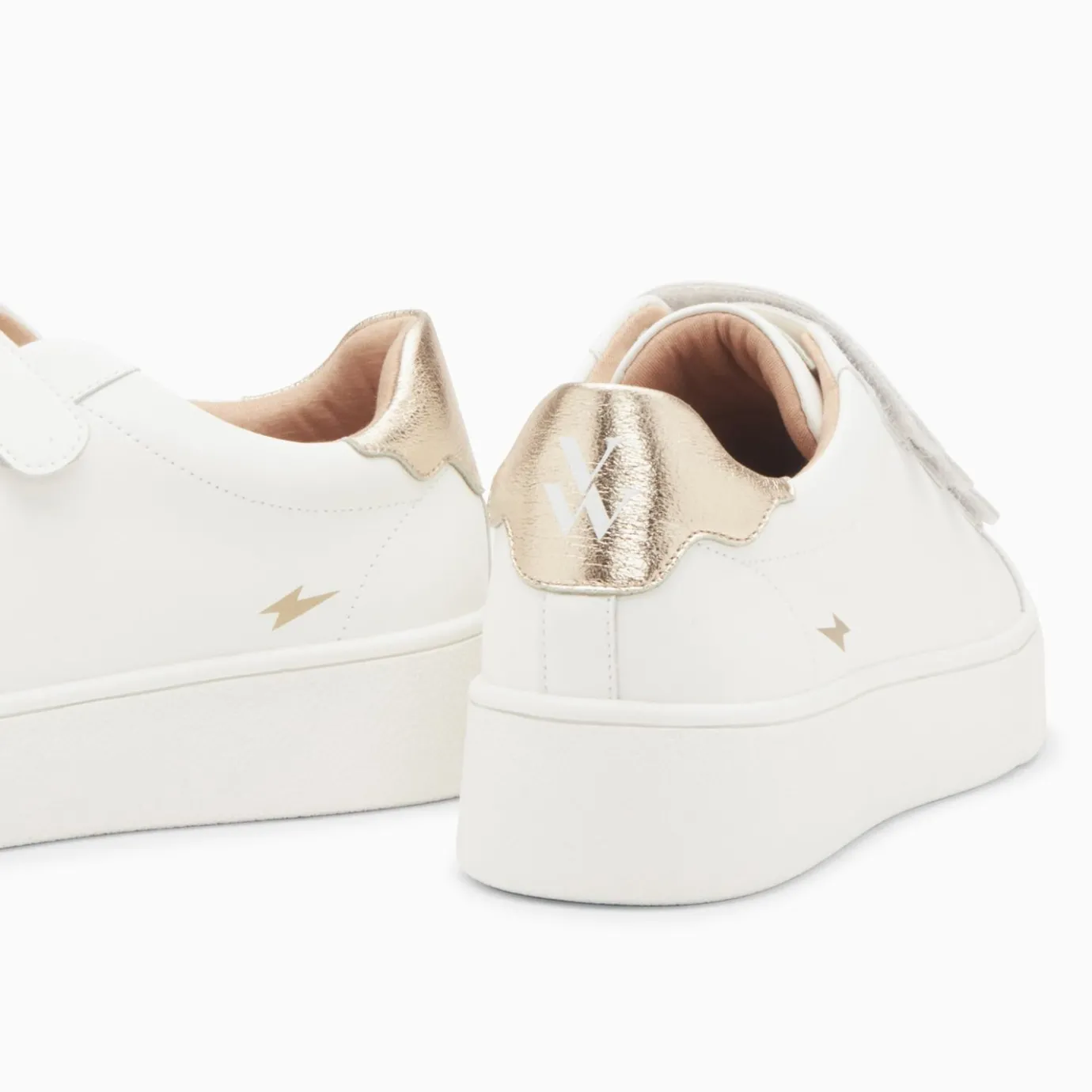 Vanessa Wu Sneakers | Baskets Mini Eclair Solange Blanc Et Or A Scratchs