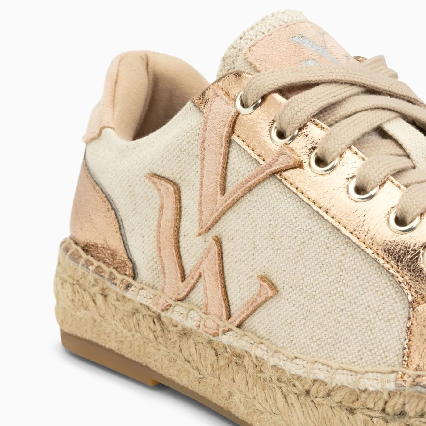 Vanessa Wu Sneakers | Baskets Monogramme Aurore Rose Et Rose Gold A Semelle Espadrille